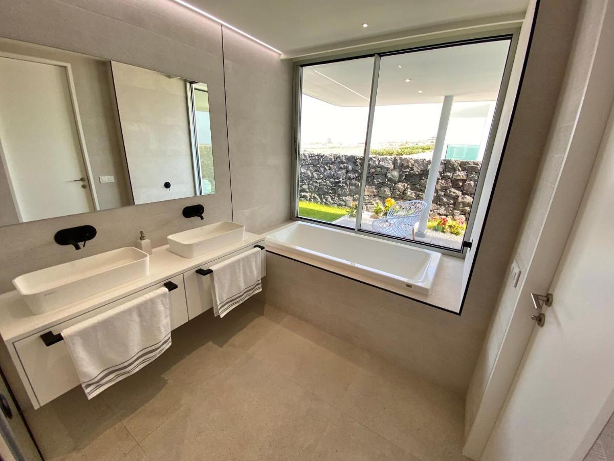 Rocavista - Villa With Heated Rooftop Pool And Amazing Ocean View Costa Adeje (Tenerife) Exterior foto